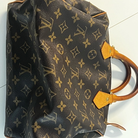 Authentic Louis Vuitton Speedy - Picture 4 of 7